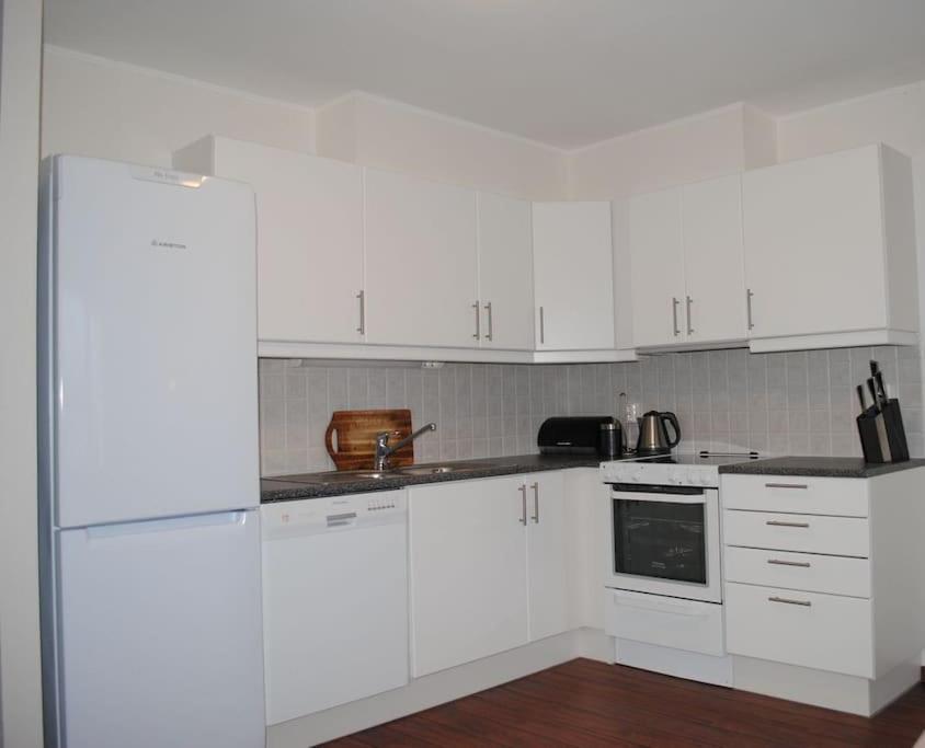 With Fantastic Seaview In Henningsvaer. Apartment Henningsvaer