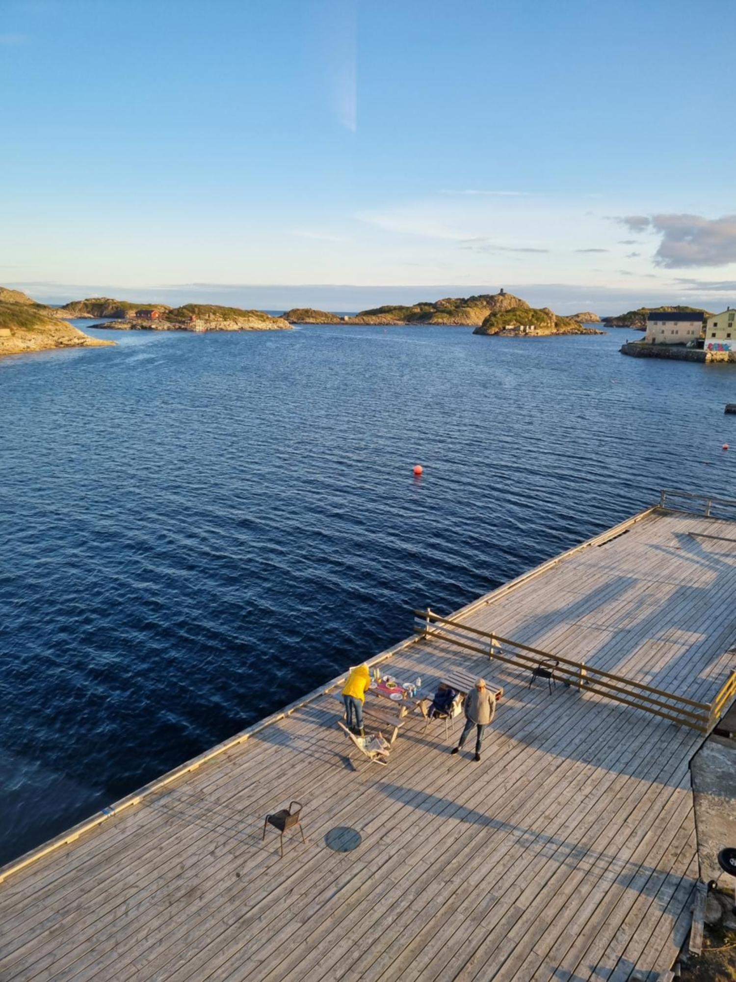 With Fantastic Seaview In Henningsvaer. Apartment *